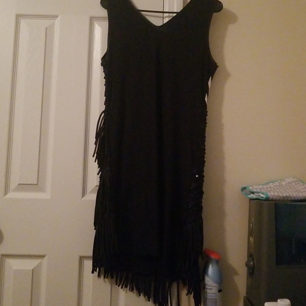 Formal Dress - Picture 4 of 4